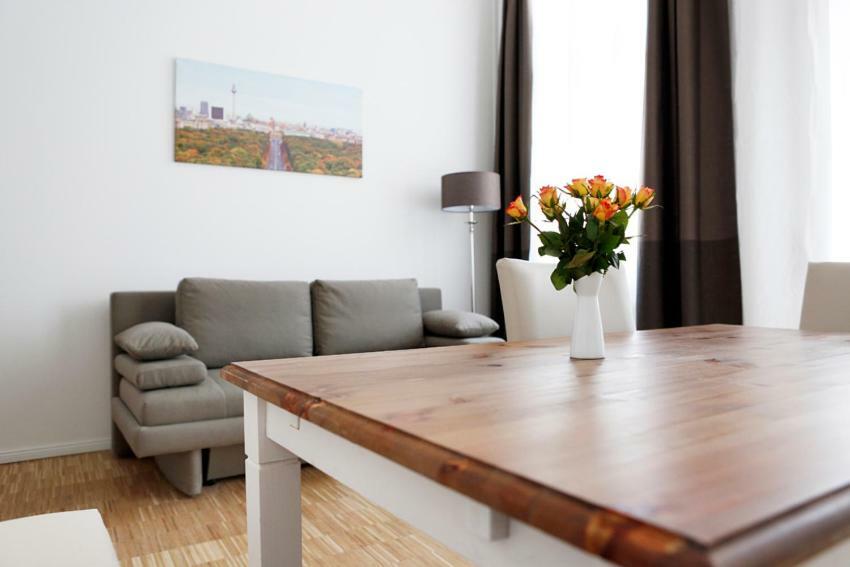 Sc 03 By Rockchair Apartments L Superhost Status L 2 Bedrooms Boxspringbeds Balcony Elevator - Cozy Family & Business Flair Welcomes You! Berlin Kültér fotó